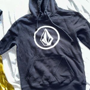 Volcom Black Medium Hoodie size M/L